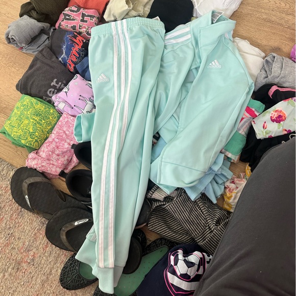 80+ items of girls clothes size 5-7! Already packed up and ready to ship! - Picture 8 of 8